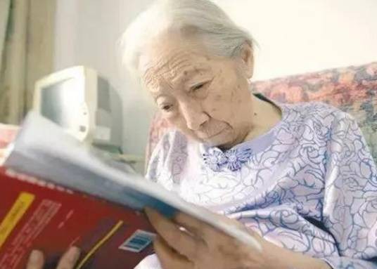 吴健(夏明翰外甥女、鲁迅美术学院原党委书记)