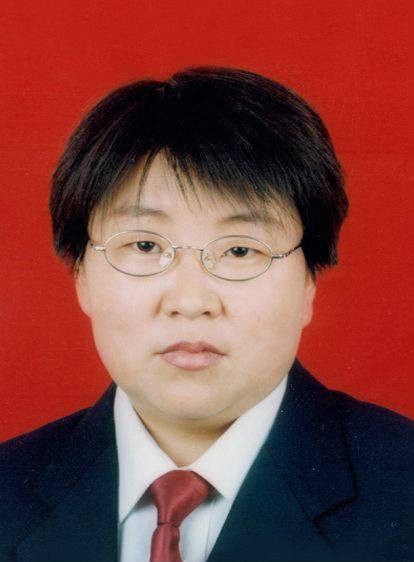 马骁(榆林中学教师)