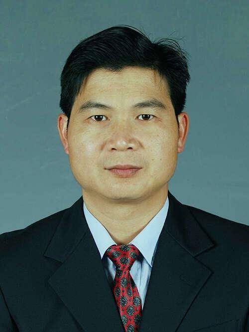 郑潮(莆田市人力资源和社会保障局党组成员、副局长)