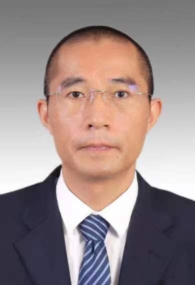 欧阳斌(上海市奉贤区财政局党组副书记、副局长)