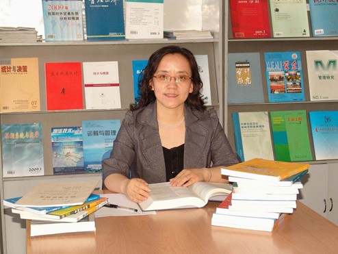 王秀丽（内蒙古工业大学管理学院教授）