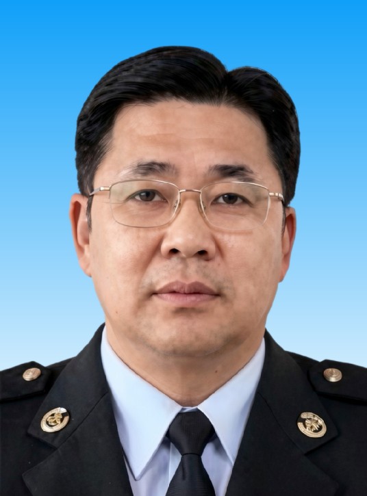 吴德（国家税务总局深圳市税务局原党委委员、副局长）