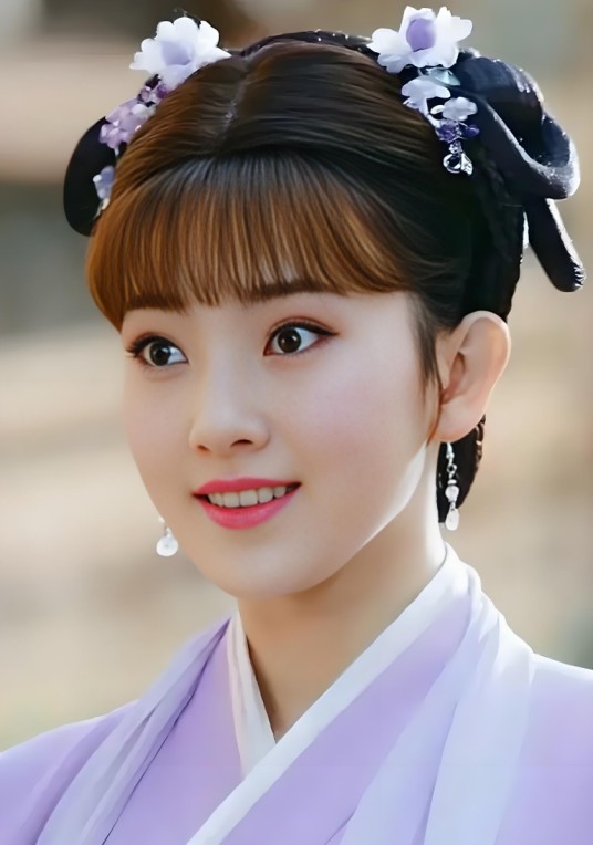 镜心（网络剧《双世宠妃》系列中的女配角）