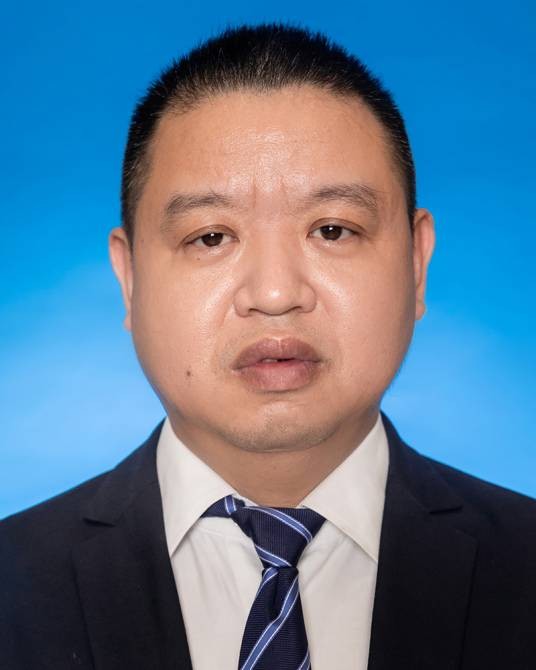 杨学忠（重庆市万州区钟鼓楼街道党工委副书记、办事处主任）