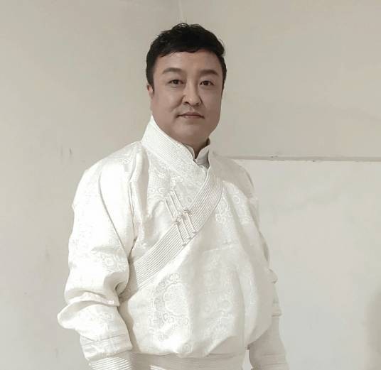 斯琴毕力格（长调歌手）