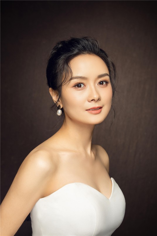 文雯(中国青年女高音歌唱演员)