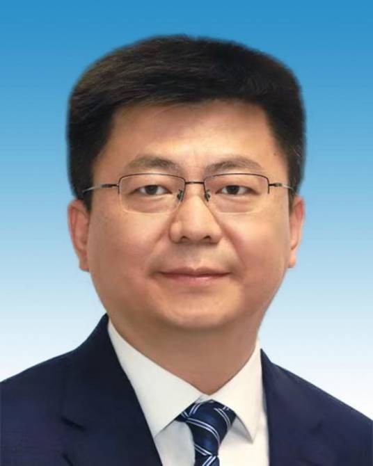 姜宁(山东省发展和改革委员会副主任(列第一位)、济南新旧动能转换起步区管理委员会副主任)