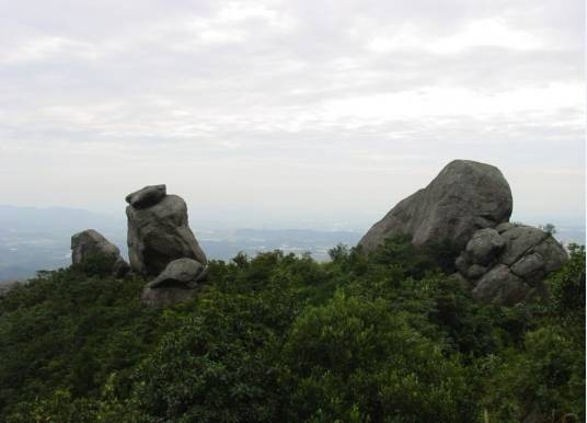 罗浮山（广东省博罗县罗浮山）