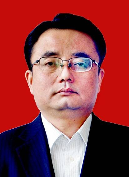 杨虎（陕西省咸阳市人民政府秘书长、市人民政府办公室主任）
