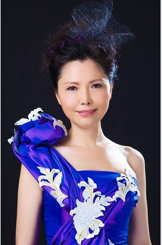 李珊（女高音歌唱家、四川音乐学院教授）