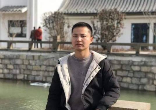 孟楠（中国当代女作家、诗人）