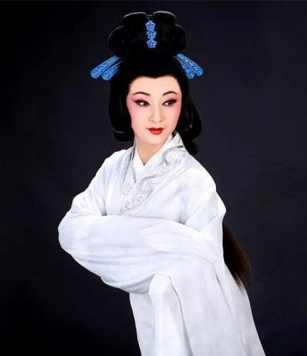 马丽（中国川剧女演员，一级演员，成都市川剧研究院艺术室主任）