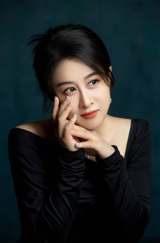 张晶晶（影视剧 、话剧演员）