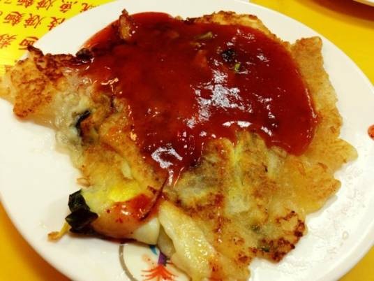 蚵仔煎（中国福建、台湾及潮汕传统小吃）