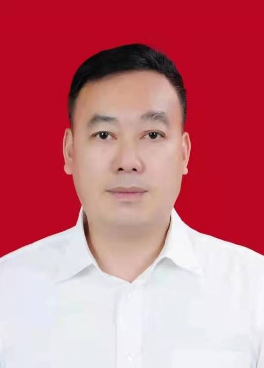宋晓军（江西省德兴市人大常委会党组副书记、副主任）
