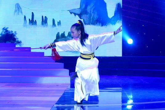 张睿(山东籍歌手)