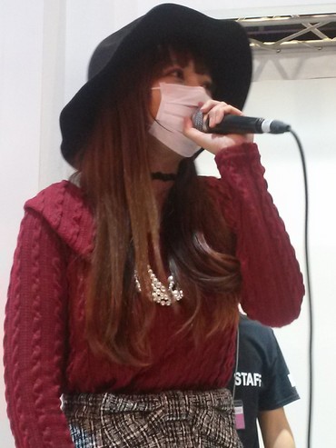 crimson（日本女性同人画师）