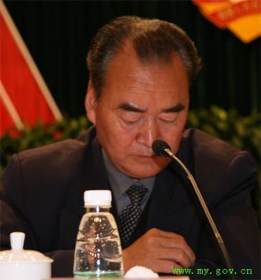 赵欣（四川省绵阳市政协原副主席）