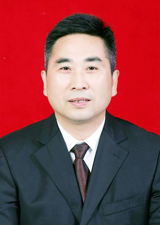 程世平（江西省九江市瑞昌市人大常委会原副主任）