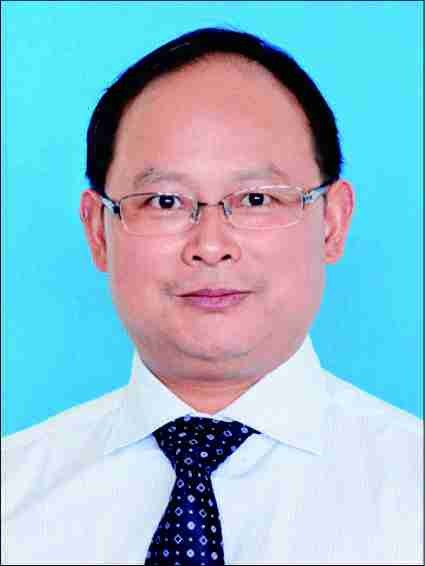 肖雄（云南师范大学历史与行政学院教授）