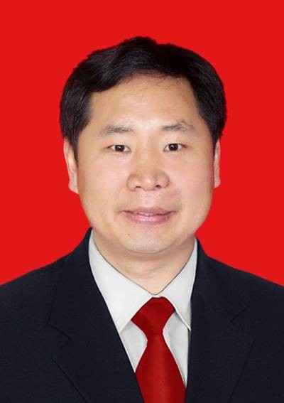 龙军（湖南省永州市政府党组成员）
