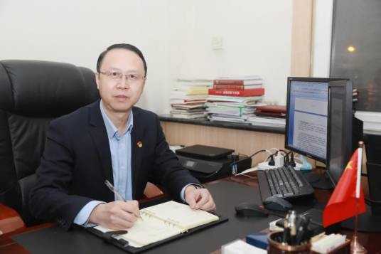 张文兵（全国劳动模范、中国西电集团西安高压电器研究院股份有限公司原总经理）