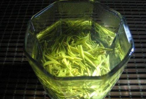 富硒茶叶