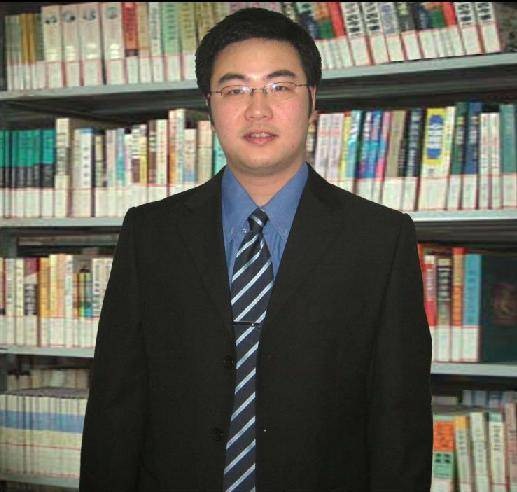 黄炜(中国学者)