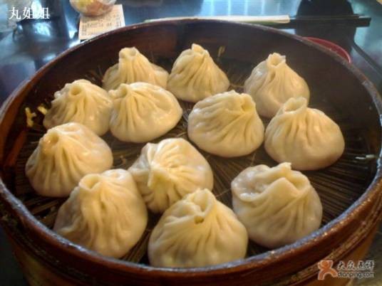 正宗小笼汤包