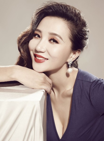阿朵（中国内地女歌手、演员）