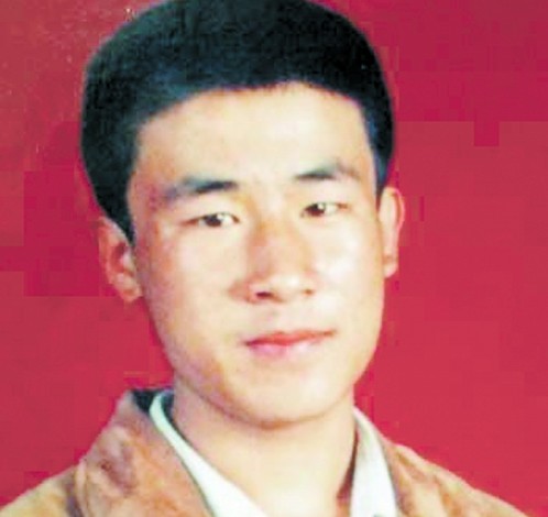 呼格吉勒图（内蒙古“四九女尸案”被冤主角）