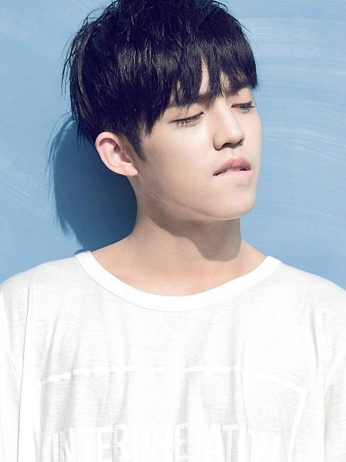 崔胜哲（韩国男歌手，SEVENTEEN成员）