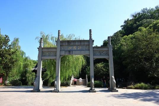 镇江市金山·焦山·北固山风景区