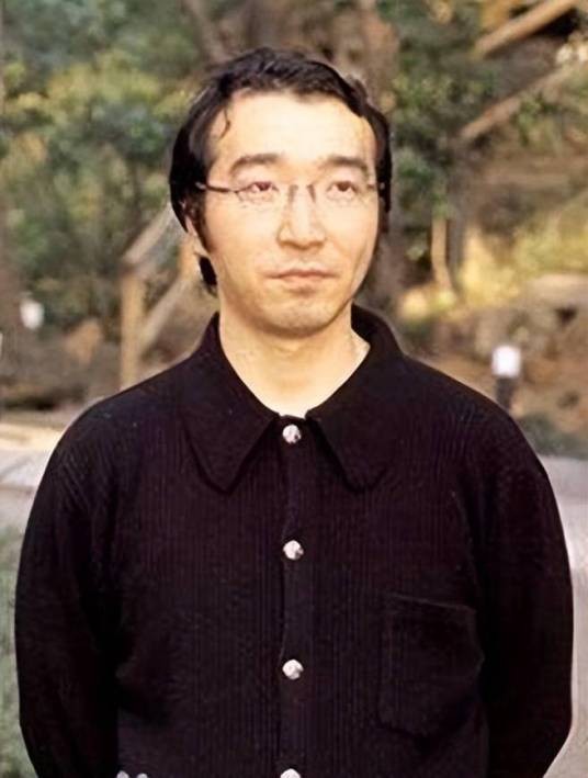 富㭴义博