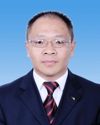 龙刚(云南省昆明滇池国家旅游度假区党工委副书记、管委会副主任)