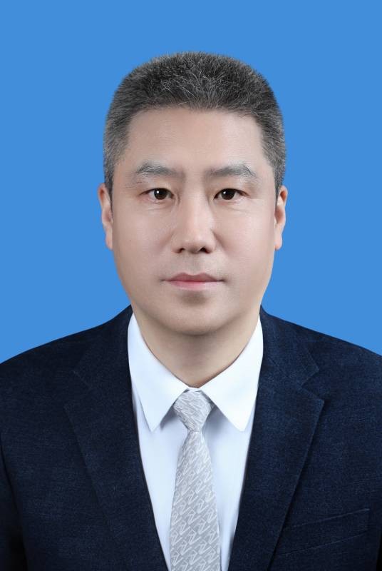 黄大伟（哈尔滨市文化广电和旅游局二级巡视员）