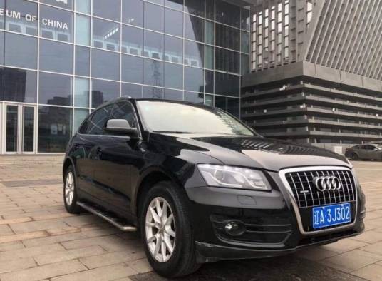 2012款奥迪Q5 2.0TFSI进取型