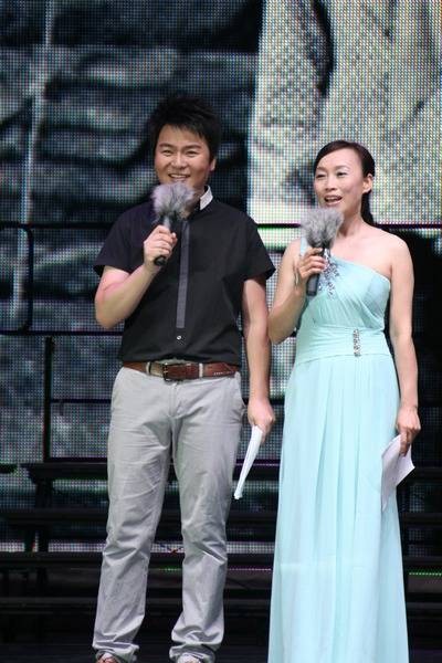 月阳（河南广播电视台主持人、副总监）