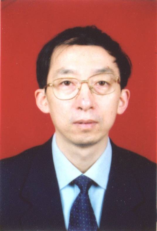 游海（江西省教育厅原巡视员）