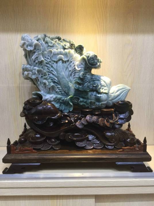 翡翠（石质玉级多晶集合体）