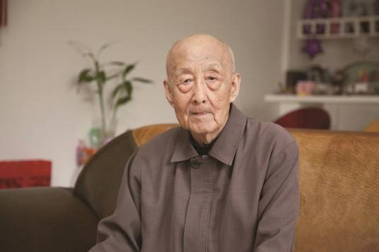 李润田（河南大学原校长）