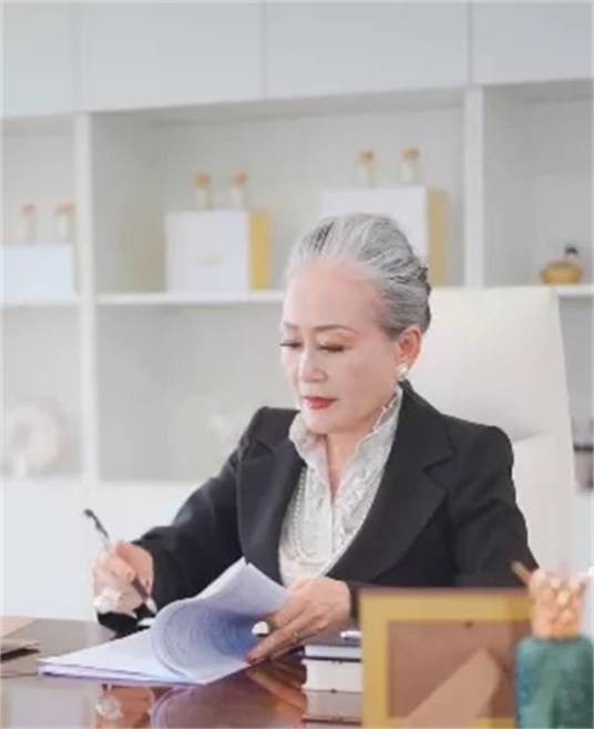 刘明明（中国跨国企业高管、自媒体职场博主）