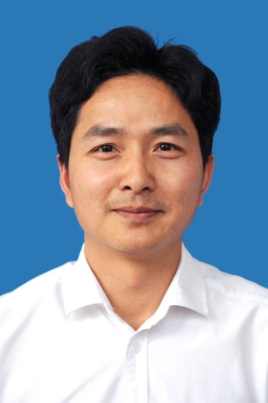 范小春（武汉理工大学教授）