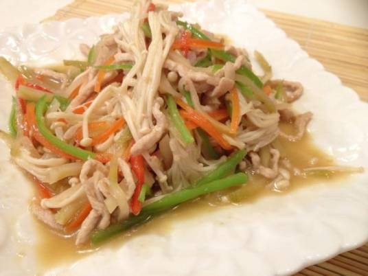 金针菇炒肉丝