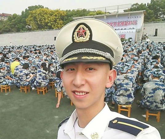 王子（“海空卫士”王伟烈士之子，中国人民解放军海军军官）