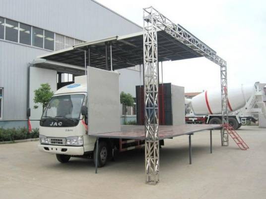 流动舞台车