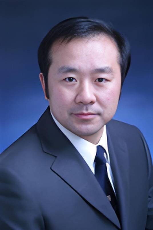 魏龙（武汉理工大学教授）