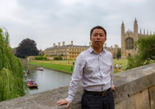 刘轶（中国湖南大学金融与统计学院教授）