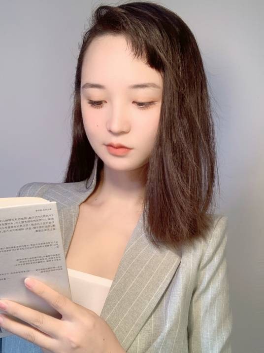 文西（中国土家族青年企业家、作家、诗人）