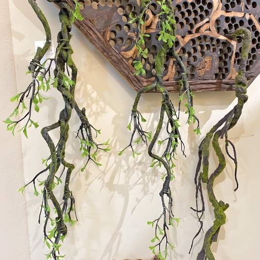 藤条（一种天然编织材料源于藤本植物）